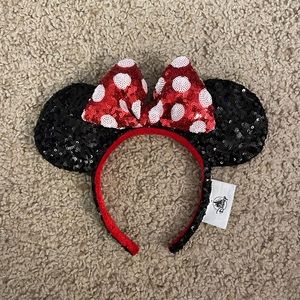Classic Minnie ears